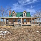 Quiet & Secluded Berea Cabin on 70-acre Farm!