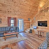 Quiet & Secluded Berea Cabin on 70-acre Farm!