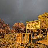 Squaw Valley Motel