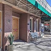 Centrally Located San Marcos Unit w/ Parking!
