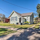 Lake Charles Cottage w/ Fireplace & Yard!