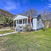 Pet-friendly Charleston Home w/ Fenced Yard!