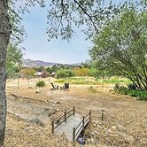 Charming Home < 10 Mi to Sequoia Nat'l Park!