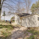 Beachfront Lake Michigan Cottage: Fire Pit & Deck