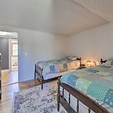 Cozy Colonial Home w/ Bay Access & Water View