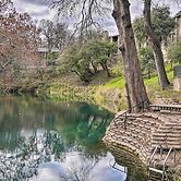 Graham Haus' River Condo: Walk to Schlitterbahn!
