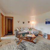 Juneau Apartment - Walk to Hiking & Breweries