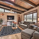 Indian Lake Retreat w/ Wet Bar & Covered Deck