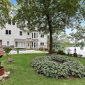 Lakefront Genoa City Home w/ Private Beach