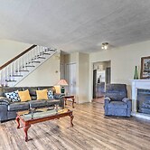 Relaxing New York Home w/ Boat Dock & Lake View!