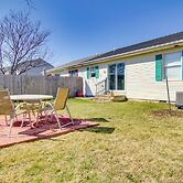 Milton Townhouse ~ 9 Mi to Delaware Bay!