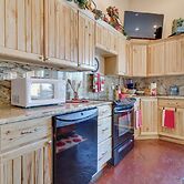 Scenic Great Falls Retreat On Missouri River!