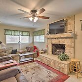 Home 1 Mi to University of Texas: Relax Fireside!