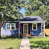 Central Cottage w/ Grill, 1 Mi to Cajun Field