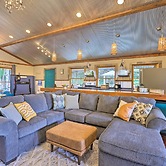 Pet-friendly Outdoor Paradise w/ Grill, Decks