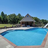 Lebanon Family Getaway w/ Pool, Bikes & Trails!
