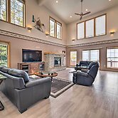 Spacious Lakefront Home w/ Sunroom & Bar!