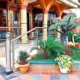 G TOWN HOTEL