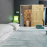 Seaview 1-bed Suite on Cape Point Beach, Bakau