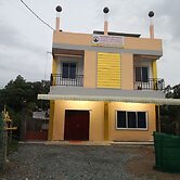 Village Pottery Garden Villa