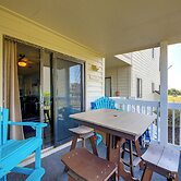 Emerald Isle Resort-style Condo: Walk to Beaches!