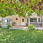 Romantic Pasadena Home w/ Covered Porch!