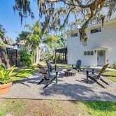 Lakefront Retreat w/ Kayaks & Fire Pit in Clermont