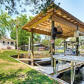 Canal-front Retreat in Crystal River!