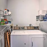 Berkshires Cabin 2 Mi to Appalachian Trail!