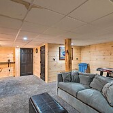 Charming Retreat ~ 1 Mi to Ossipee Lake Marina!