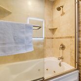 4 Mi to Ski Mt Rose: Sleek Reno-lake Tahoe Home