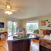 Breezy Kailua-kona Bungalow w/ Lanai & Ocean View!