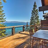 11 Mi to Palisades Tahoe: Lakefront Home w/ View!