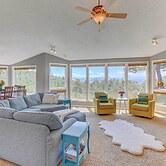 Mountain Views + Hot Tub: Airy Forest Escape!