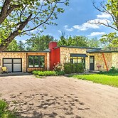 Remodeled Retro Home w/ Deck, Walk to Main Street!