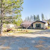 Quiet Challenge-brownsville Home Near Collins Lake