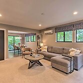 Unique Southampton Getaway w/ Rooftop Deck!