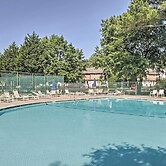 Walk to Bethany Beach Boardwalk: Coastal Retreat