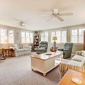 Westerly Retreat ~ 1/4 Mi to Private Beach!