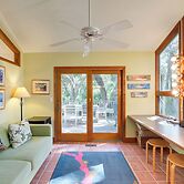 Spacious Kiawah Island Home w/ Deck, Walk to Beach