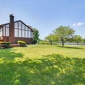 Bike & Kayak: Lakefront Prospect Heights Home