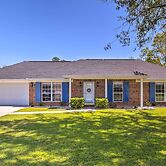 Foley Getaway w/ Fenced Yard - 13 Mi to Beaches!
