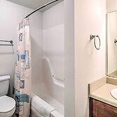 Foley Getaway w/ Fenced Yard - 13 Mi to Beaches!