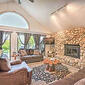 Secluded Bass Lake Cabin, 9 Mi. to Traverse City!