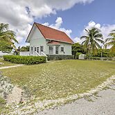 Lovely 'sea Dreams Villa' w/ Private Beach & Deck!