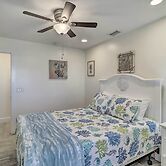 Florida Condo w/ Pool & Tennis: Walk to Beach!