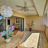 Downtown Air Conditioned Condo: Walk to Beaches