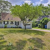 Cozy Plymouth Cottage w/ Medicine Lake View!