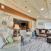 3 Cabins! Lakefront Reunion Retreat in Rocky Mount