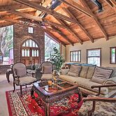 Grand Valrico Home w/ Deck, Fire Pit & Yard!